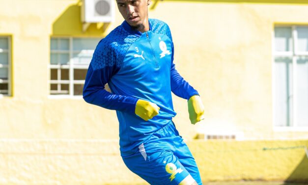 Sundowns suffers De Reuck injury setback