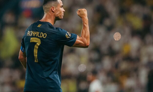 Ronaldo wins Player of the Month Award