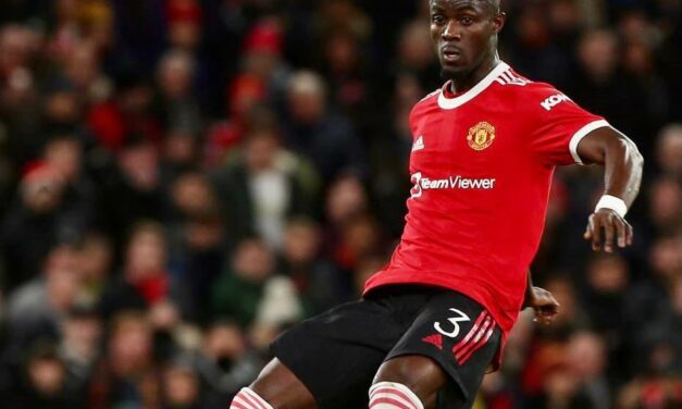 Baily leaves Manchester United